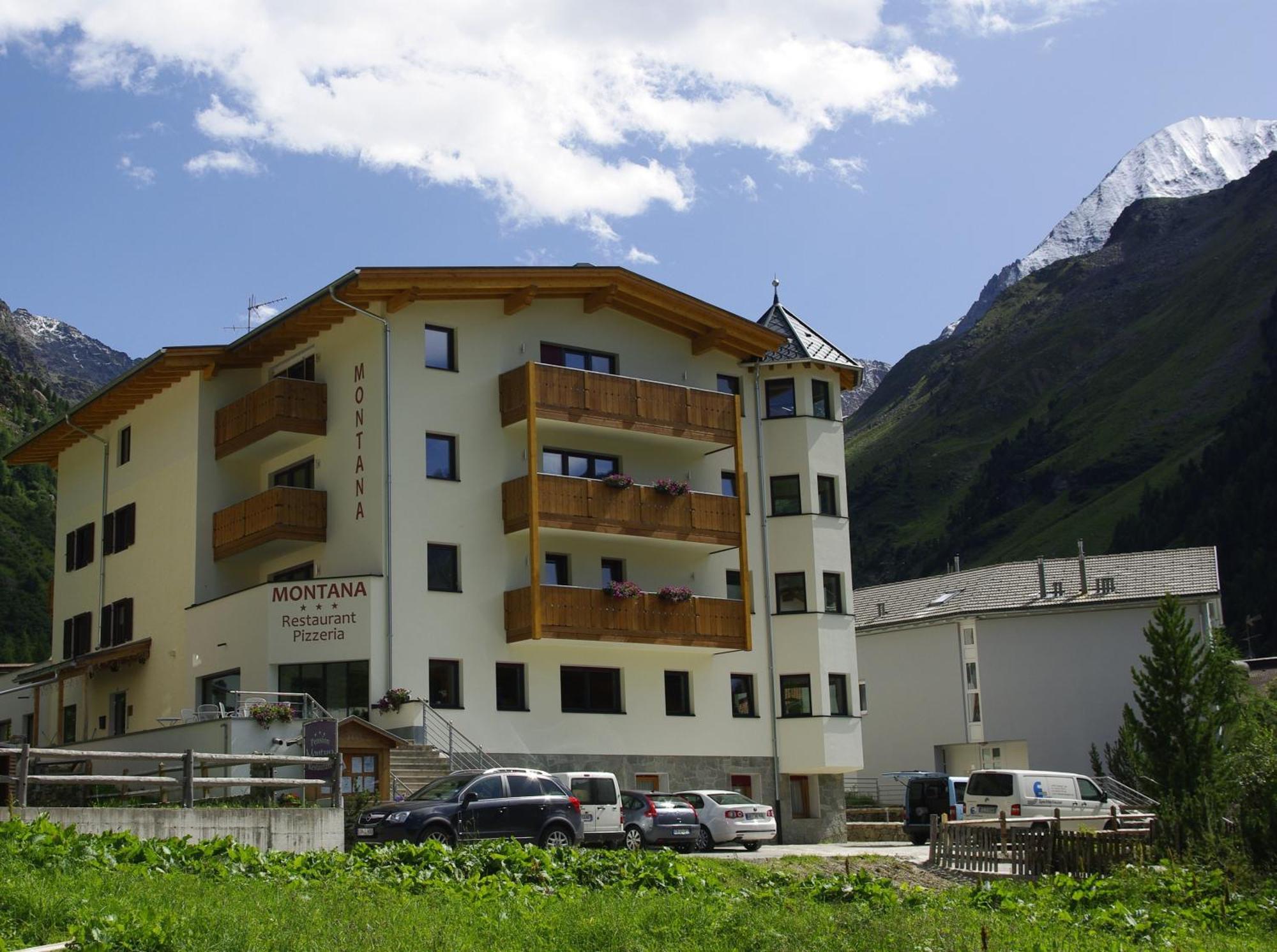 Montana Hotel